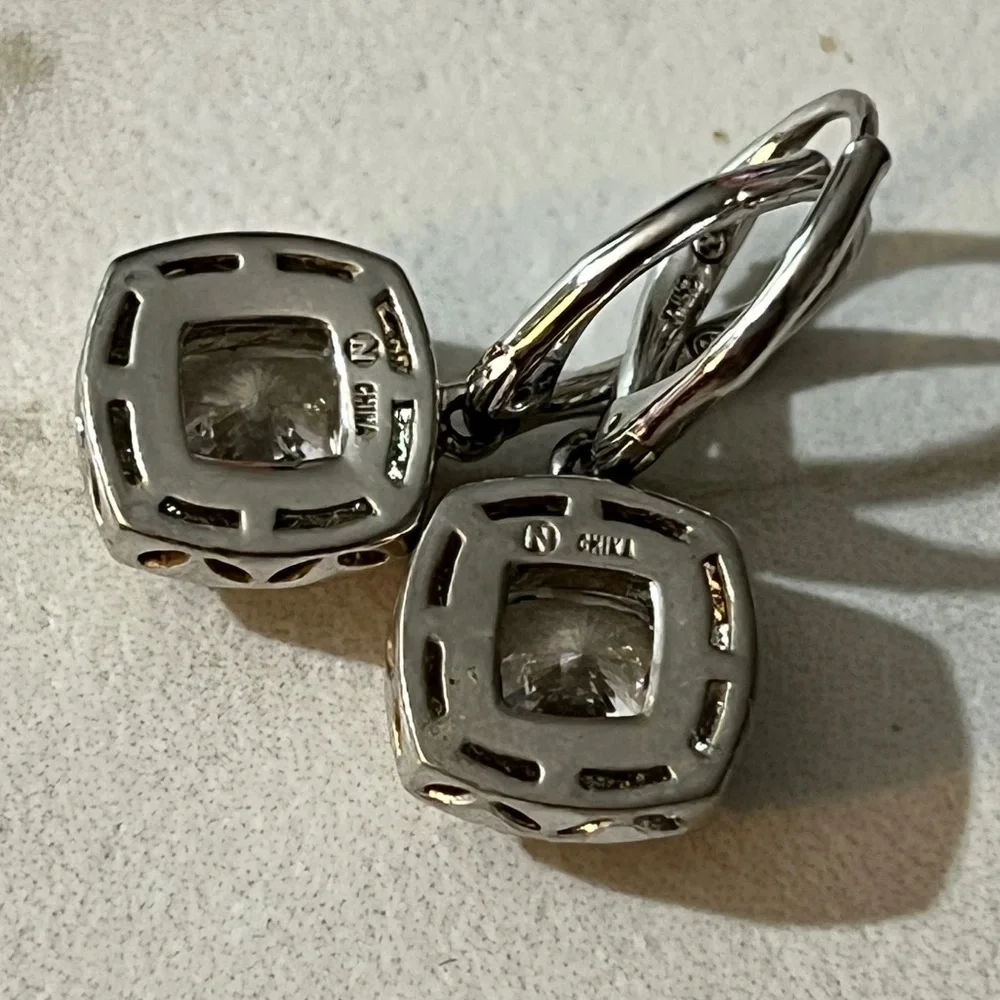 Elegant Silver Crystal Drop Earrings
